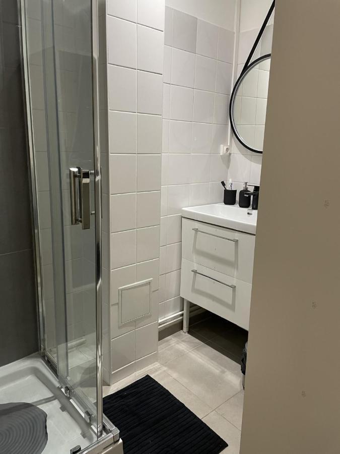 Joli Studio Paris 16 Victor Hugo Экстерьер фото